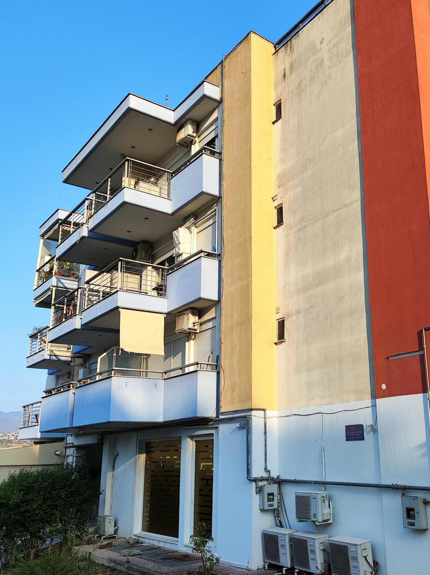 Apartment Homely Flat Near Airport